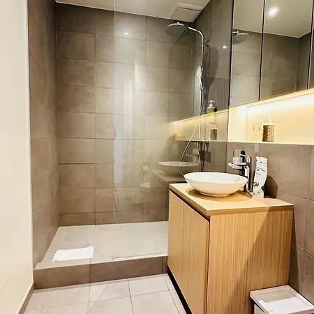 Fischer A La Petrusse 003 アパート